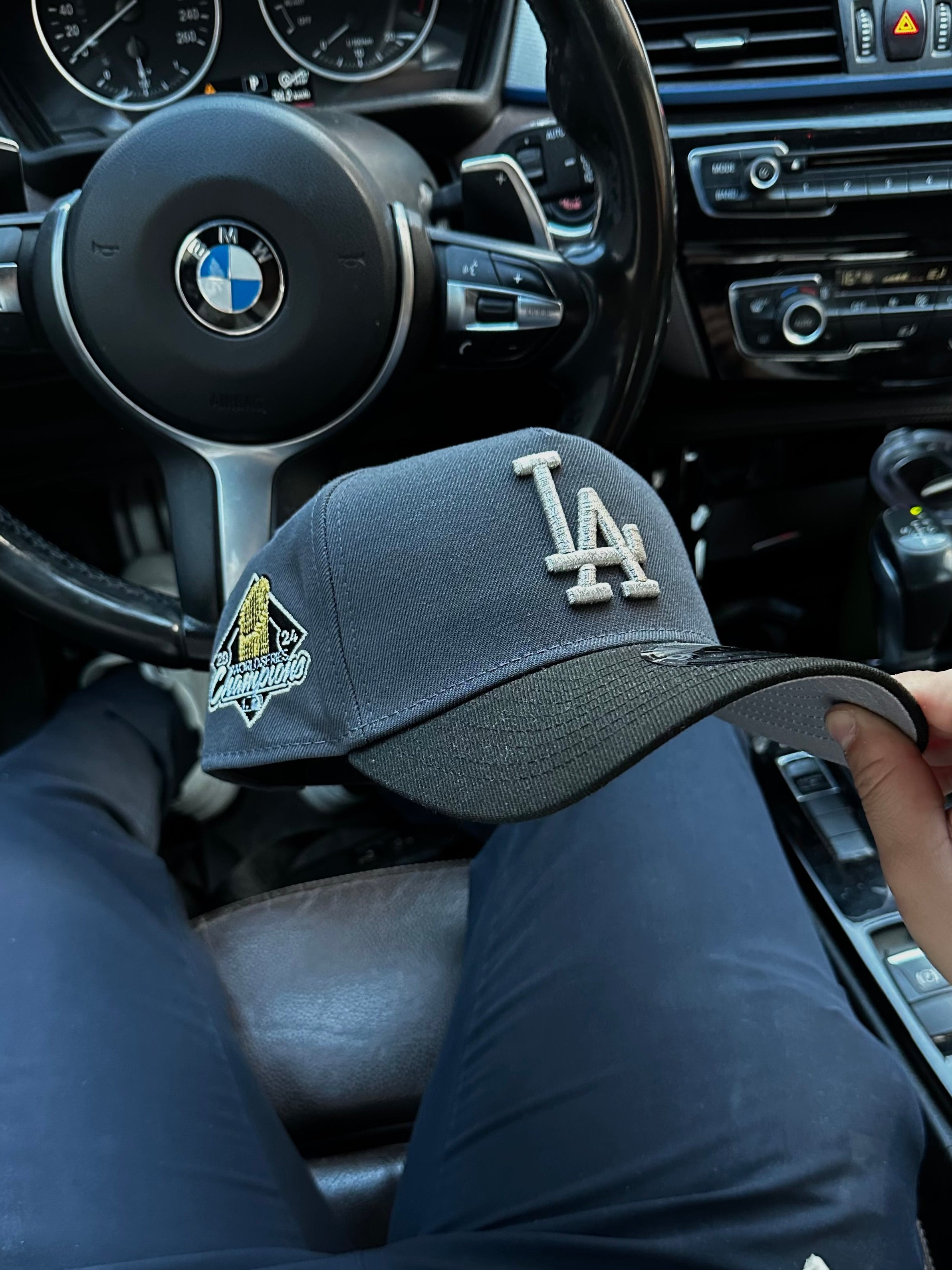 Gorra New Era Exclusiva Los Angeles Dodgers Champions 2024