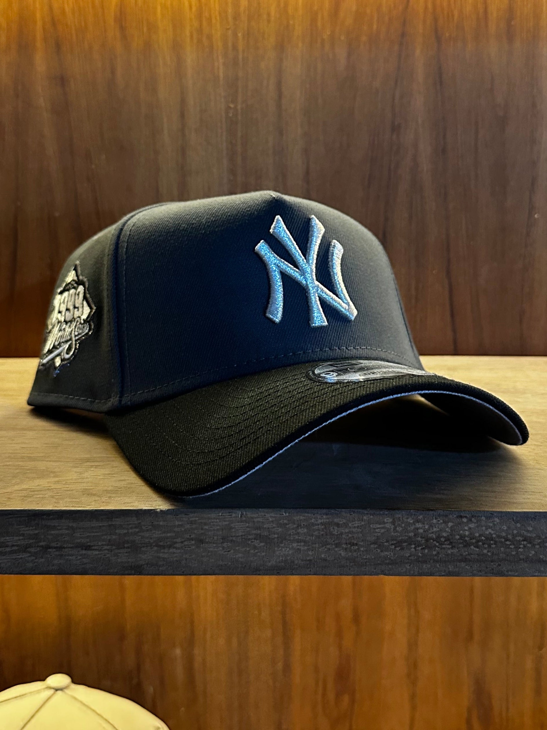 Gorra New Era Exclusiva New York Yankees World Series 1999