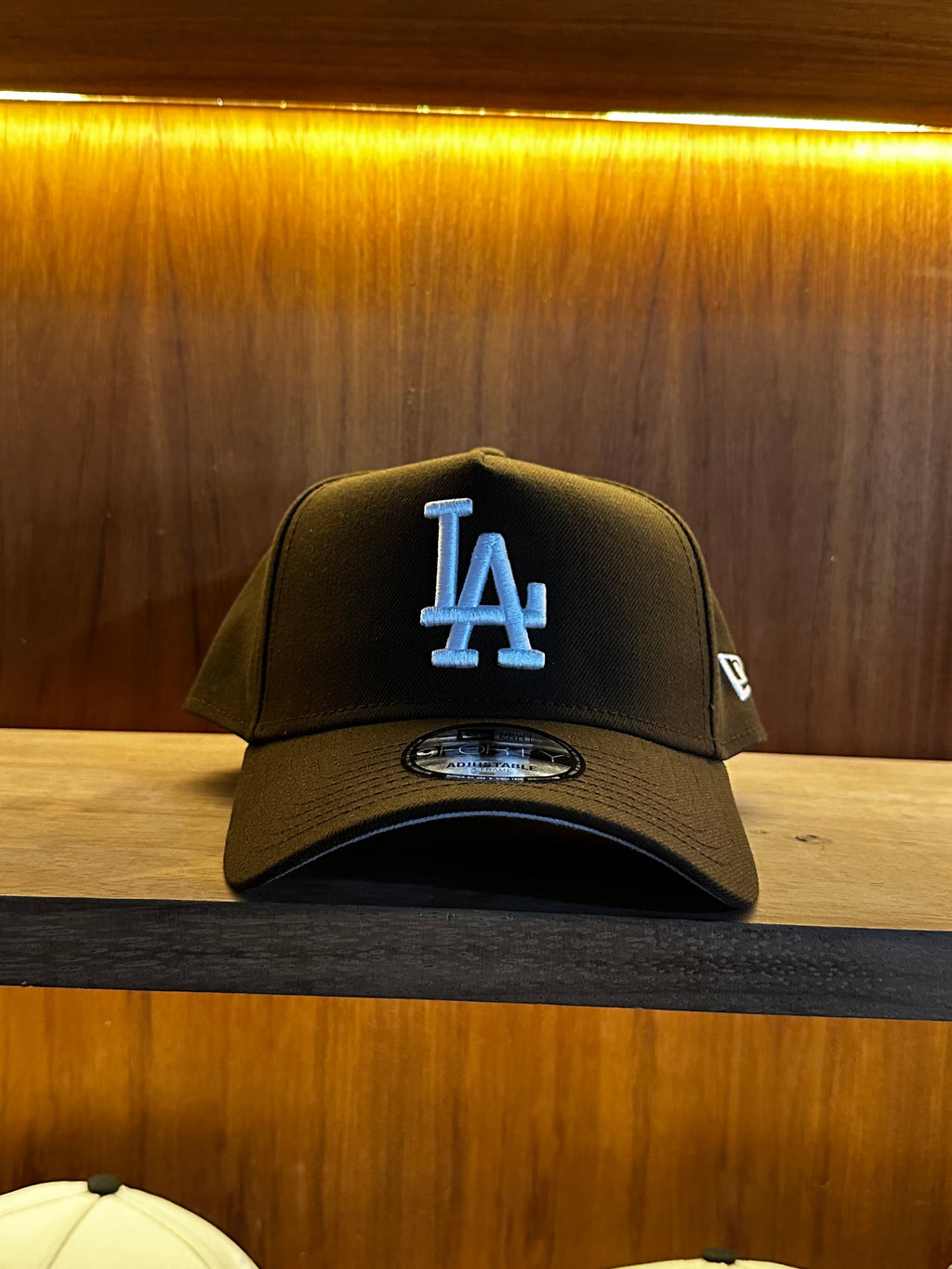 Gorra New Era Exclusiva Los Angeles Dodgers Classic Brown